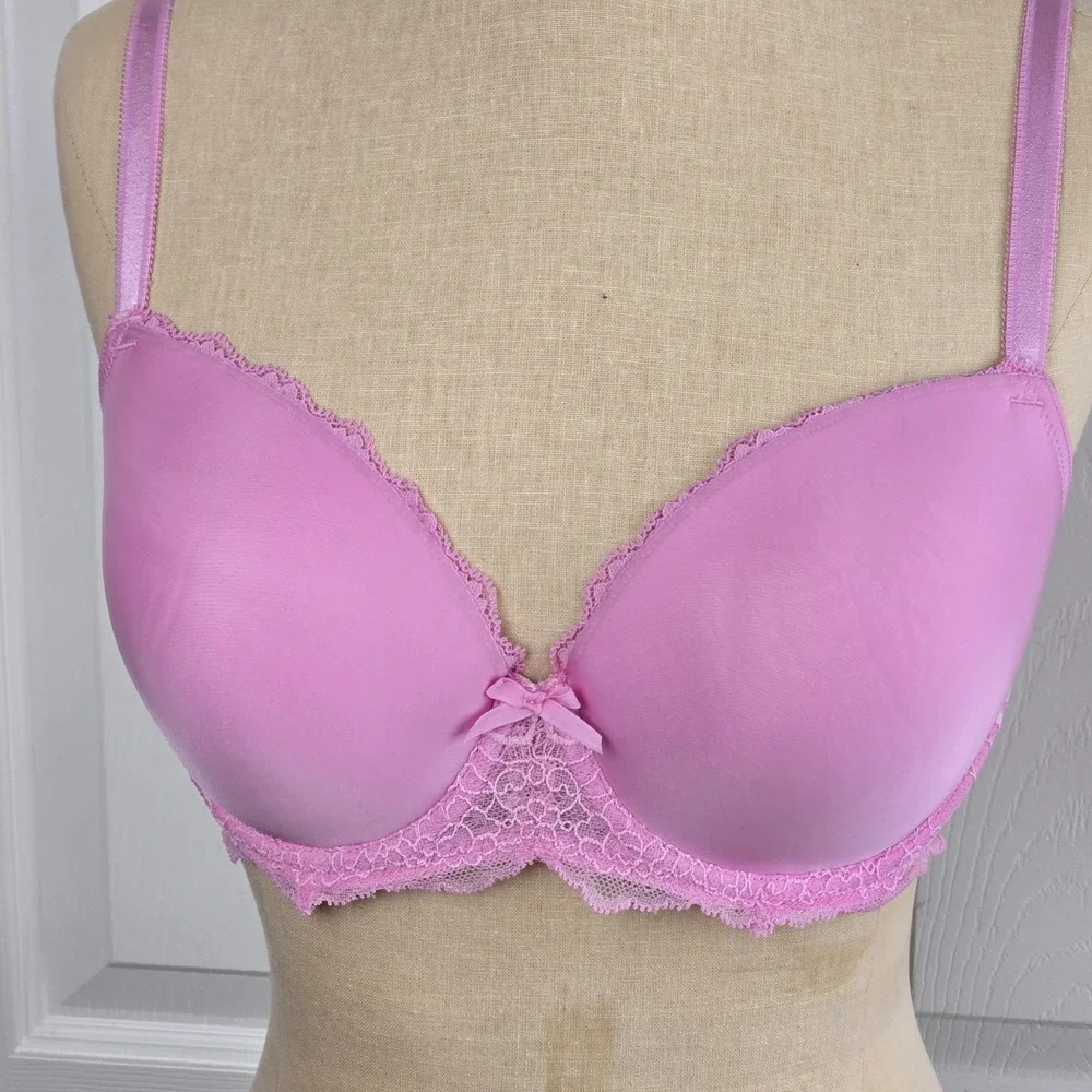 Victoria's Secret Dream Angels Pink Lined Demi Bra Size‎ 32DDD Lingerie